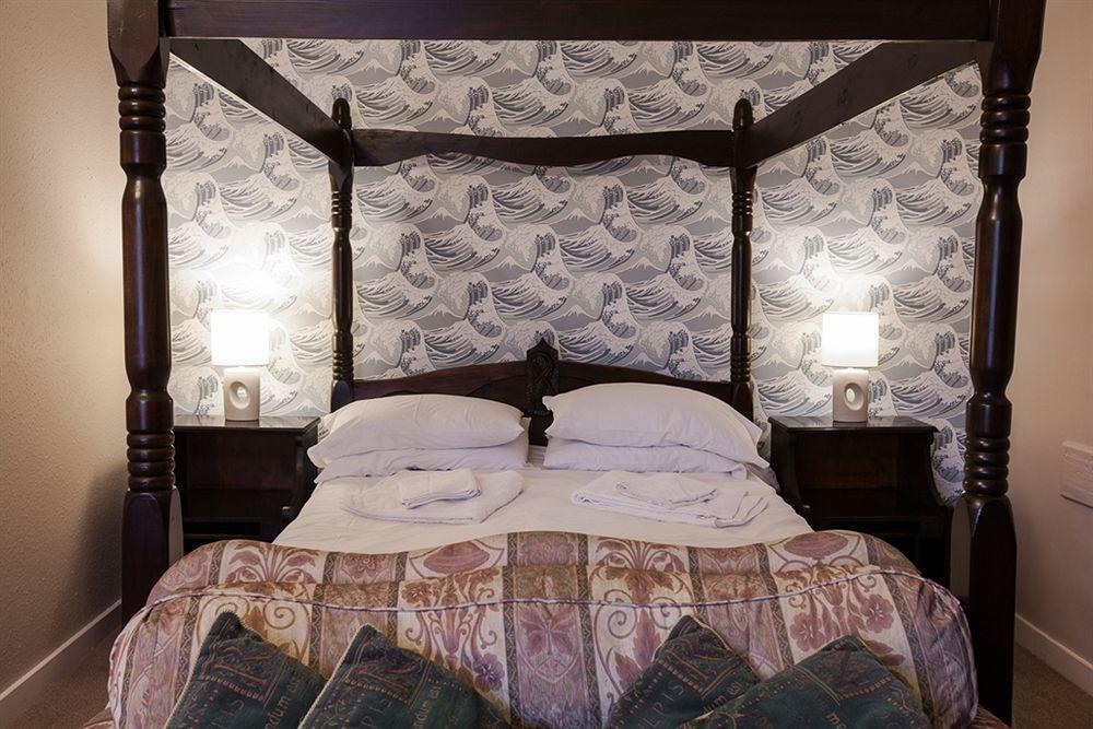 Anchor Hotel Burnham-on-Crouch 외부 사진