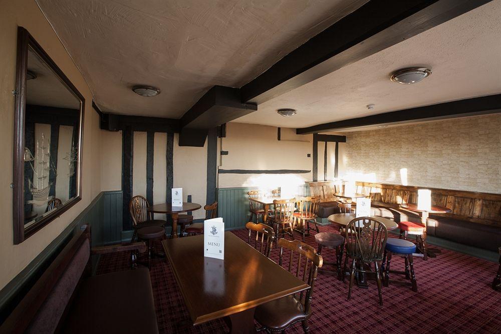 Anchor Hotel Burnham-on-Crouch 외부 사진